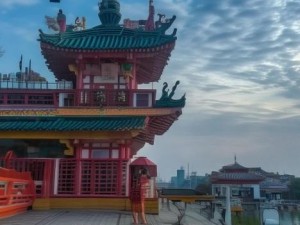 以https:www.jiayingkj.com/video/596870.html—热议话题中心的视频解读为标题的问答式中文探讨新标题拟定如下