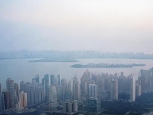 腹肌局部按压疼痛原因分析及解决方案探讨