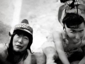 适合半夜看的不收费直播软件有哪些、适合半夜观看的不收费直播软件推荐与使用指南