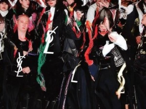 YSL爆款色彩魅力解析 让你的妆容焕发无限光彩与时尚气息